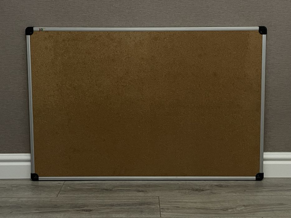 Коркова дошка 66*1000