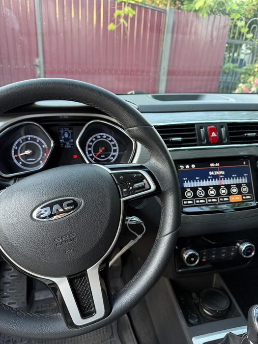 Продам JAC s2    2018 г.