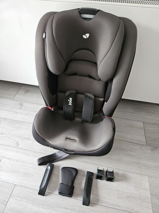 Fotelik samochodowy Joie Bold R (grupa I, II, III, 9-36 kg)