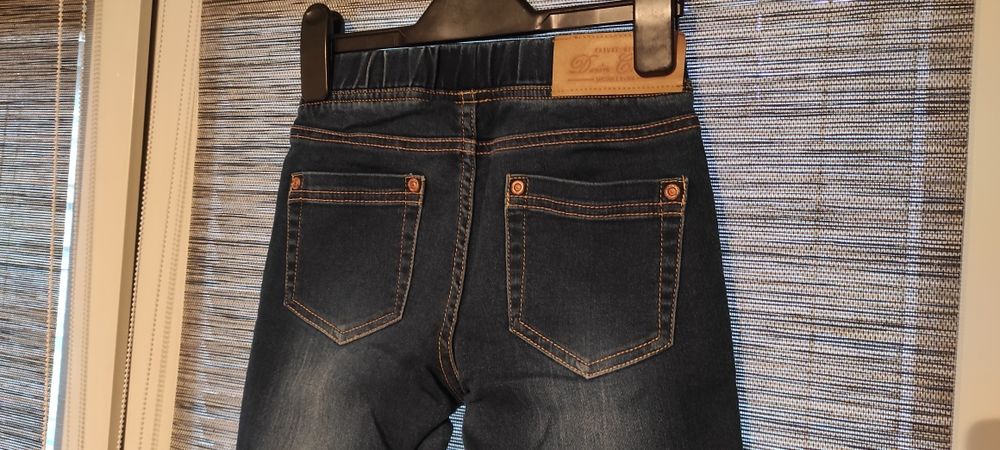 Spodnie jeansowe Lincoln & Sharks