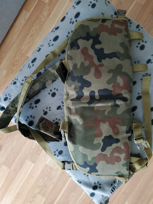 Kamizelka taktyczna w kamuflażu