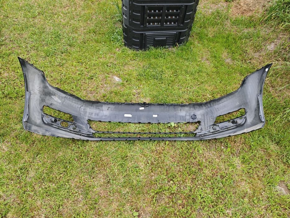 Капот  Golf 7 до рест