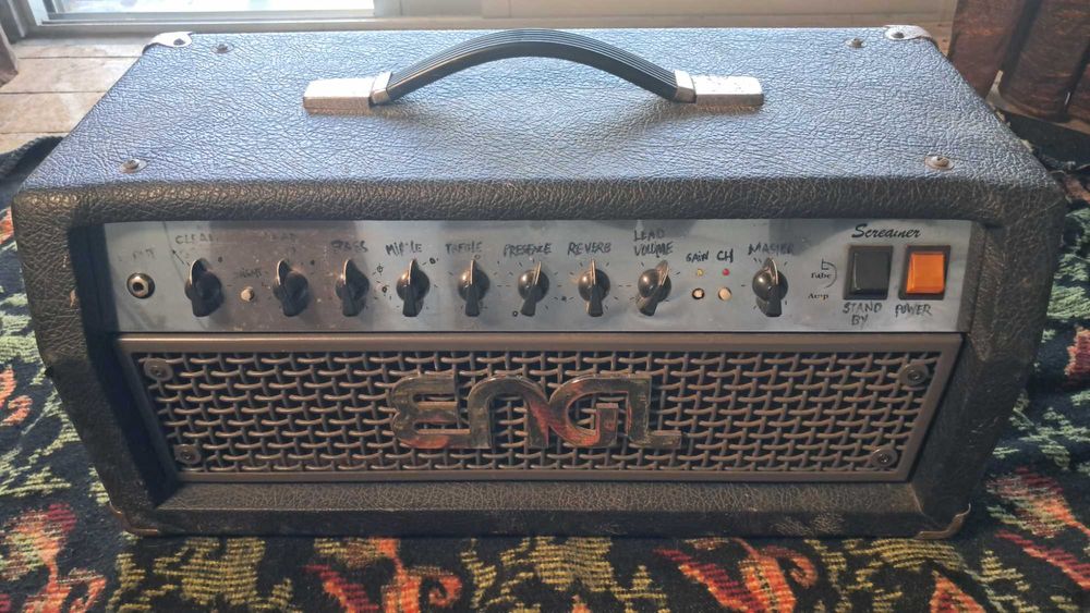 Amplificador a válvulas Engl e Bugera 6260