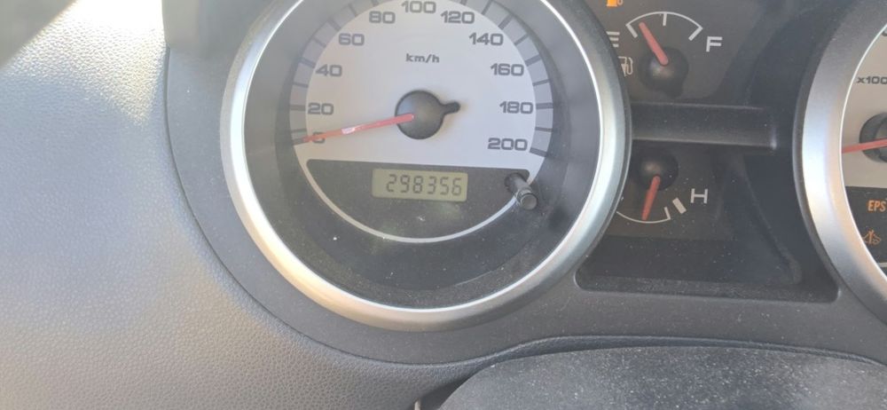 Suzuki IGNIS 2004