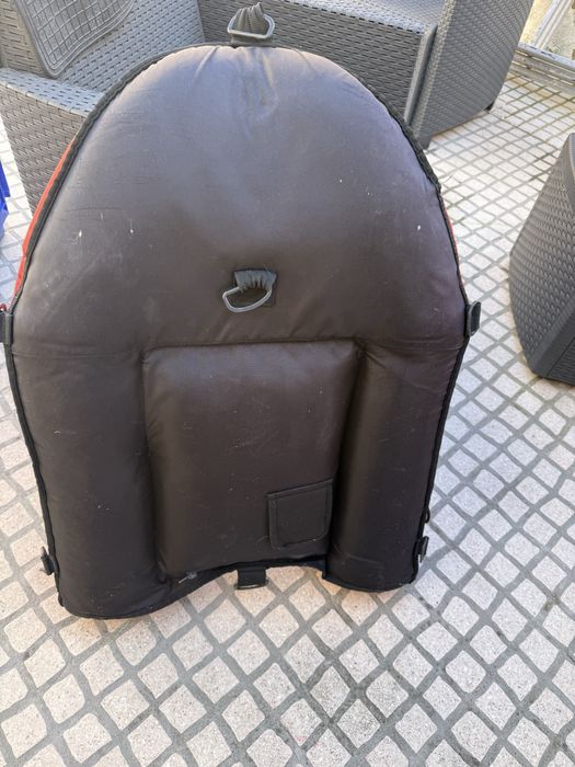 Boia de caça submarina beuchat pluma