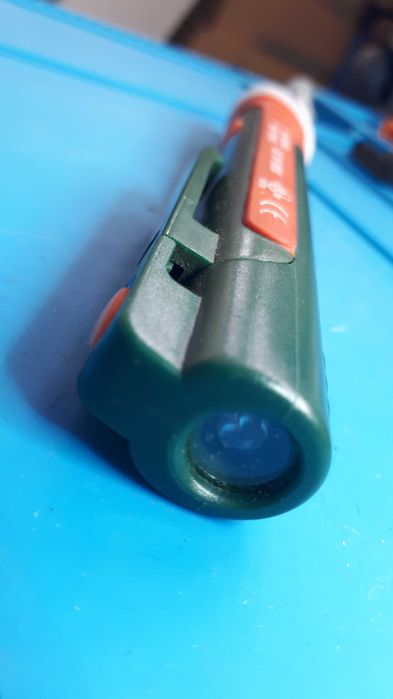 Detector de tensão sem contacto