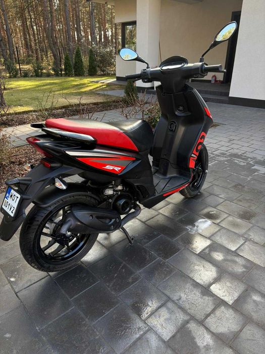 Skuter Aprilia SR 50 cm 2 T