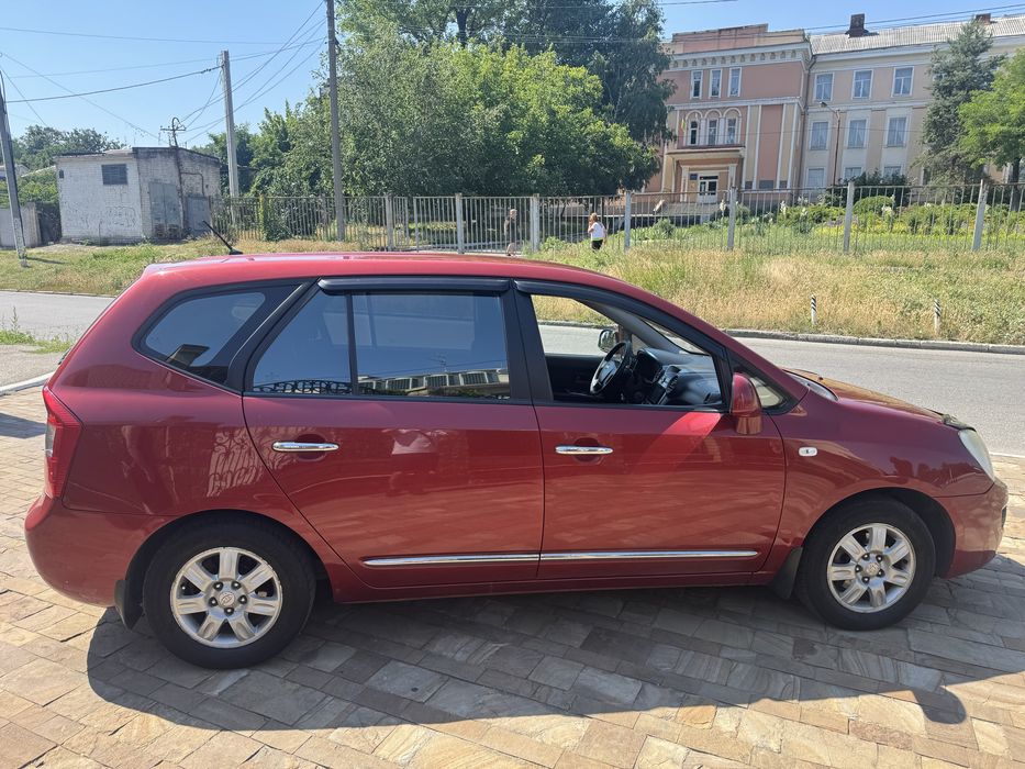 Продам Kia Carens 2008 г. 2.0 дизель