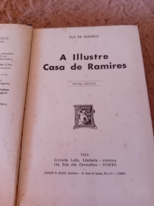Livro Antigo A Ilustre Casa de Ramires