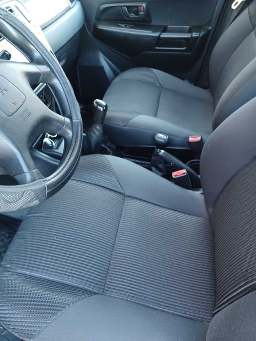 Mitsubishi Pagero Pinim 2001
