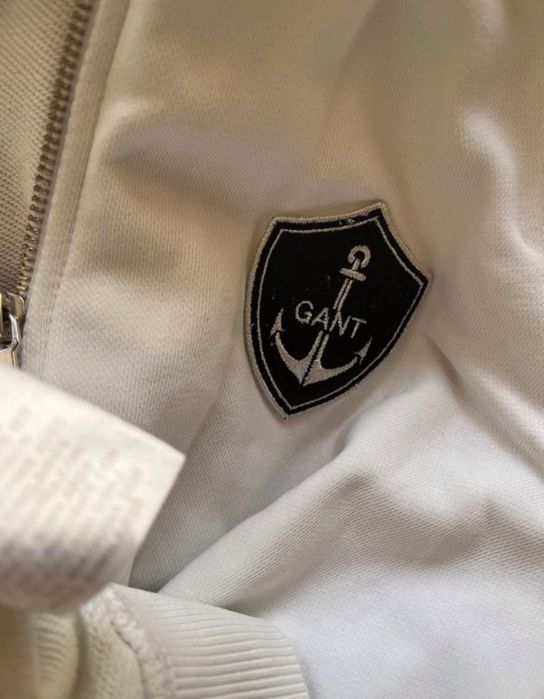 Sweatshirt casaco Gant com capuz forrado pelo