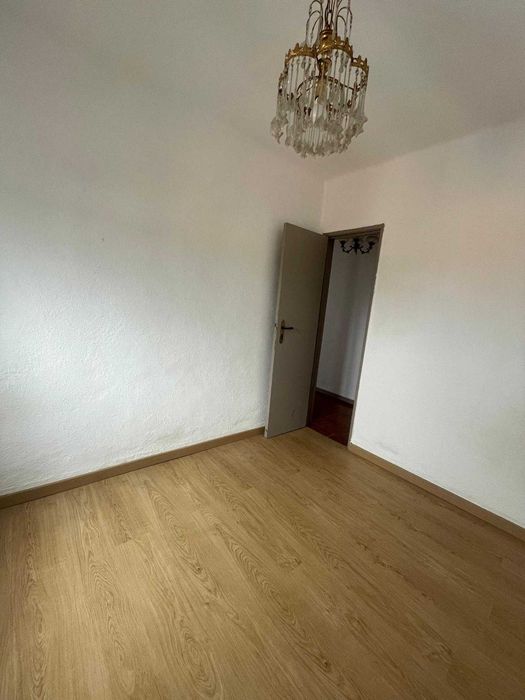 Casa para arredar em Mangualde da Serra - Gouveia