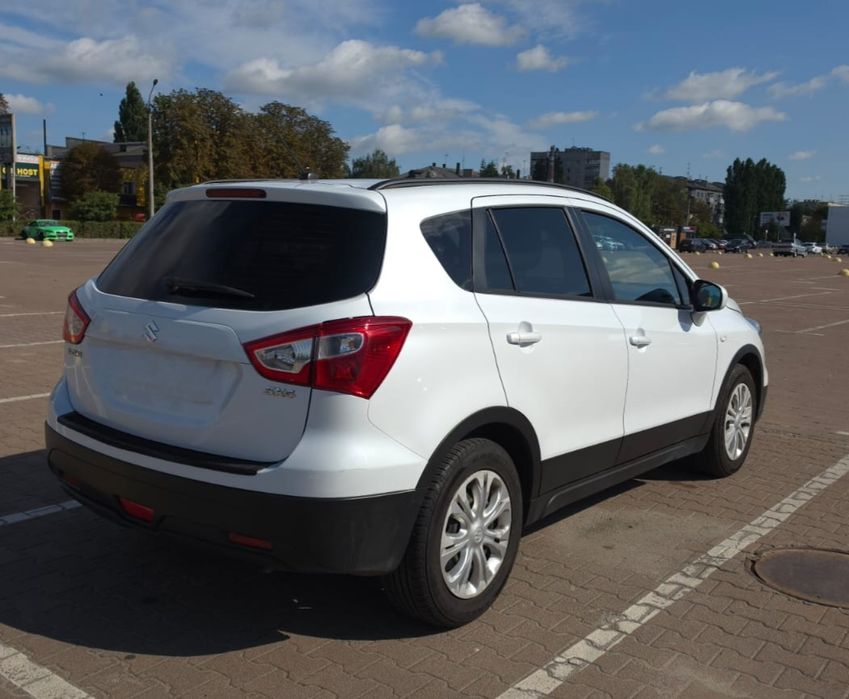 Продам Suzuki SX4 2018