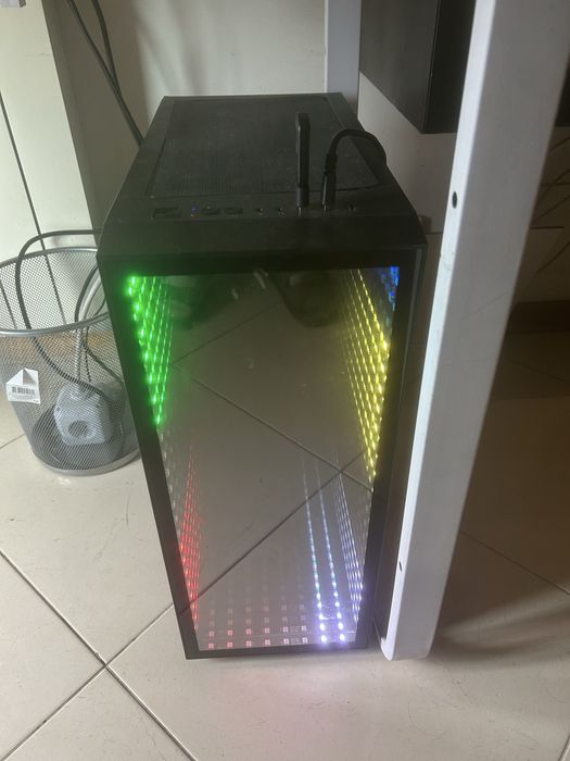 Pc gaming em bom estado