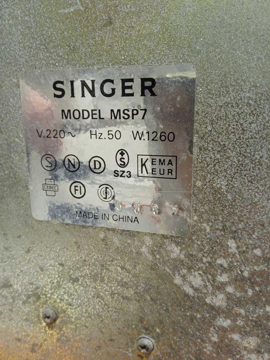 Máquina de passar a ferro a vapor Singer