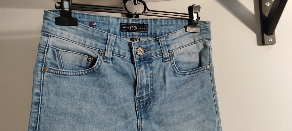 Spodnie jeansowe damskie S 36 niebieskie news yorker fsbn 28/30