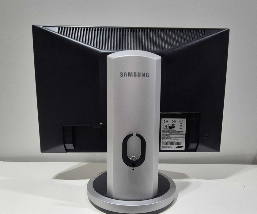 Monitor Samsung SyncMaster 940BW