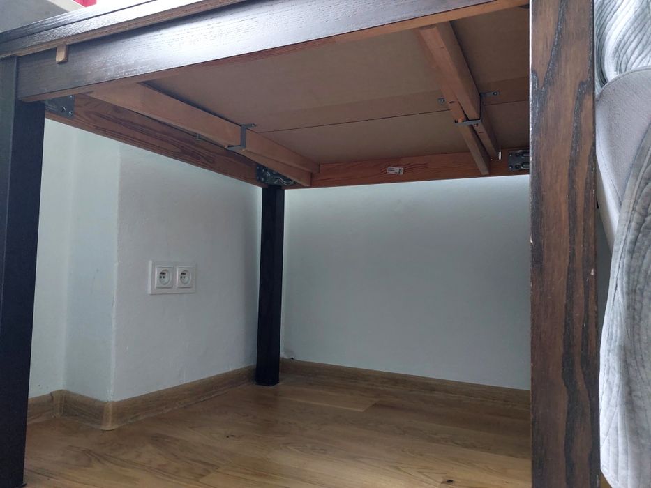 Rozkładany stół wenge Bjursta IKEA