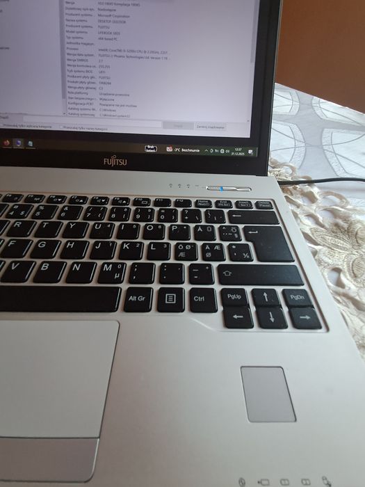 Laptop FUJITSU S935 | I5-5200U FHD | 8GB RAM | 256GB SSD