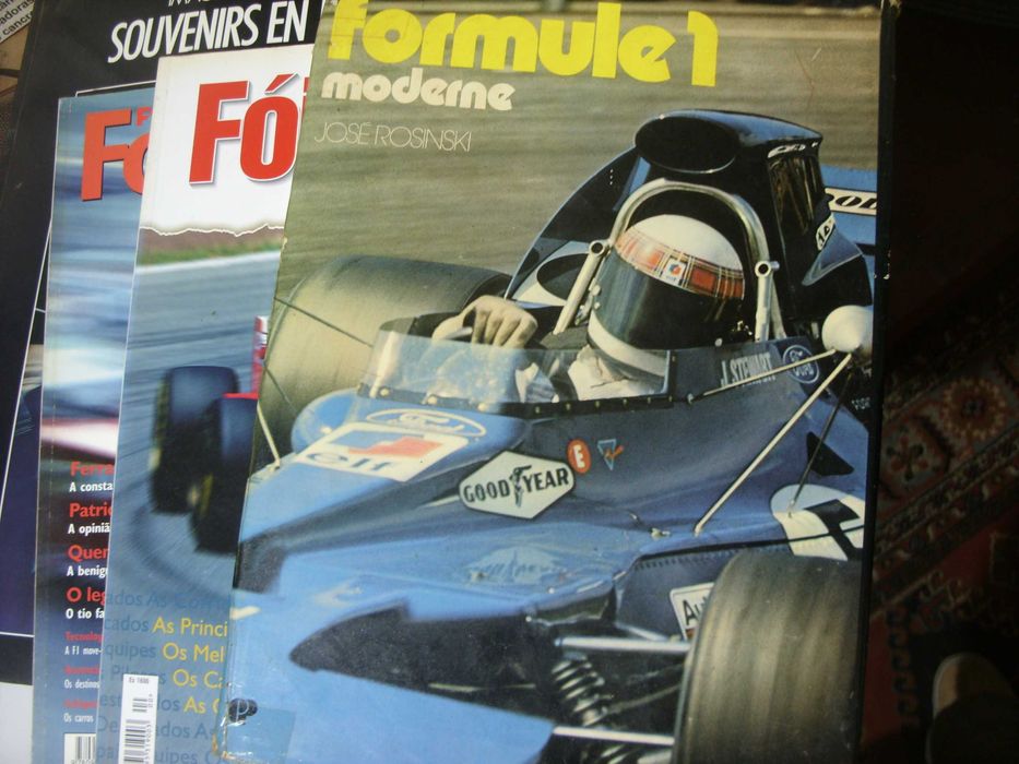 Vendo conjunto de livros e revistas de F1