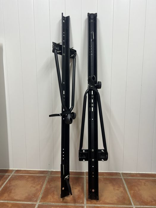 Suportes para bicicletas.