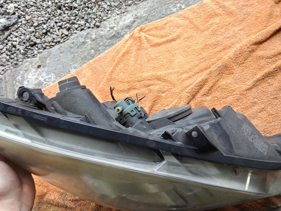 Lampa prawy przód renault scenic 2 lift Europa