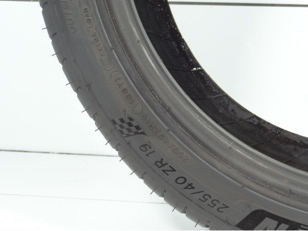 Michelin Pilot Sport 4 225/45R19 96 W [2020] Demo-7Mm