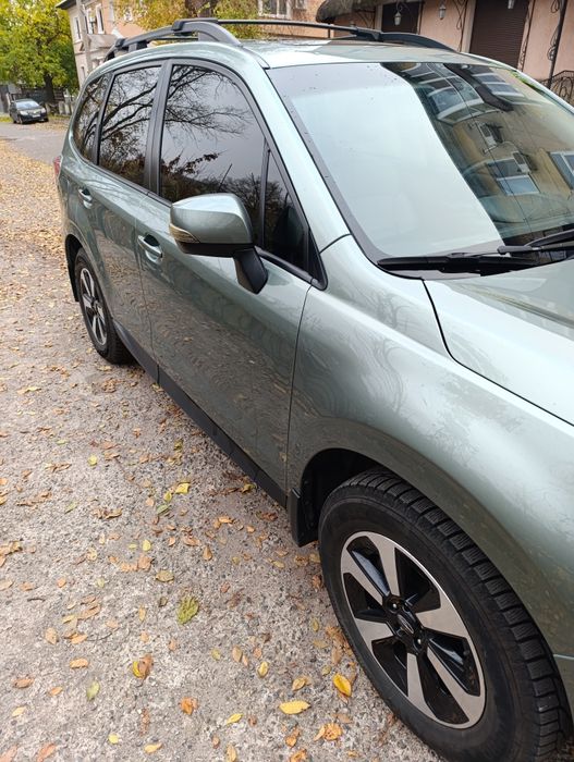 Субару Форестер 2018