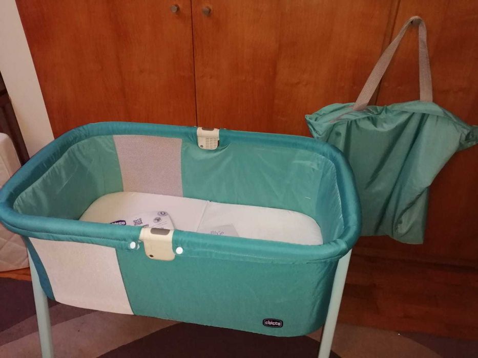 Berço com bolsa de transporte Lullaby Chico