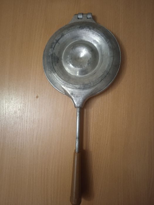 Вафельница Светлана ,СССР,1990г