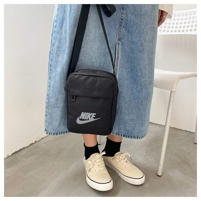 Сумка через плече Nike / Месенджер Найк / Барсетка чорна (нова)