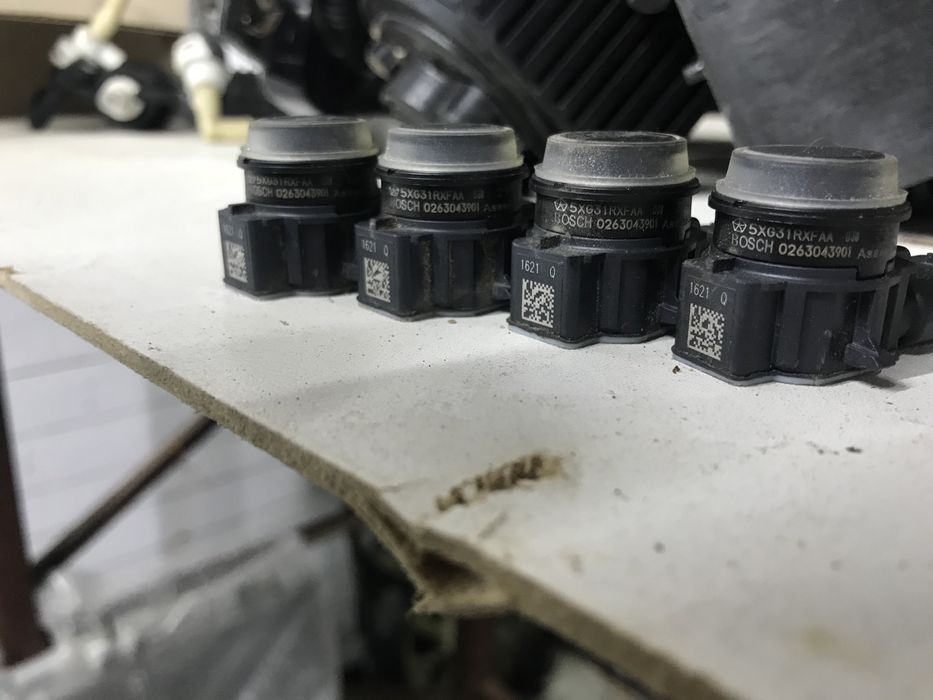 Оригинал Jeep Cherokee KL парктроник задний 2018 2019 2020 2021 2022