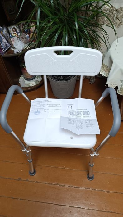 Стілець для душу для людей з інвалідністю KY-1202a