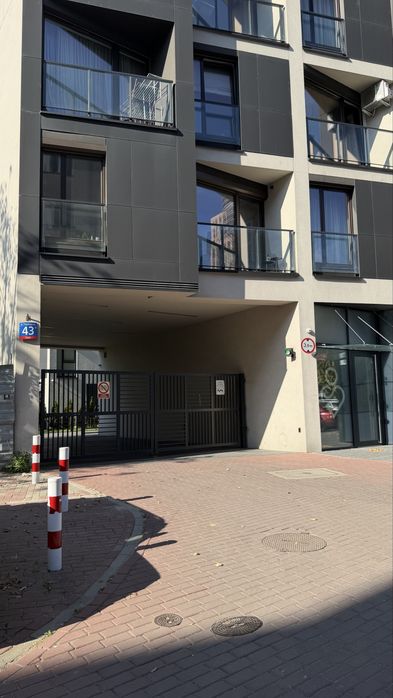 Wynajem parkingu w centru Warszawy - Widok 2