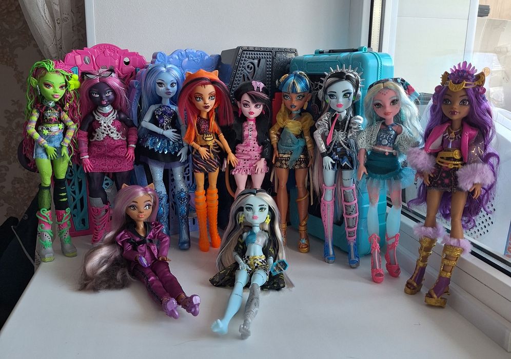 Ляльки monster high