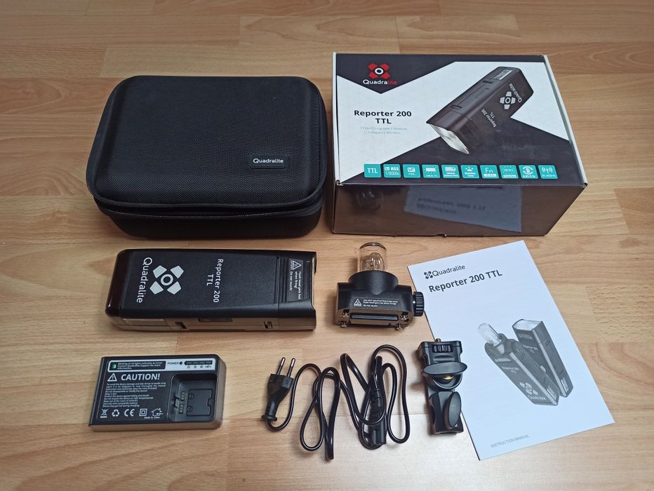 Lampa blyskowa Quadralite Reporter 200 ttl godox AD200