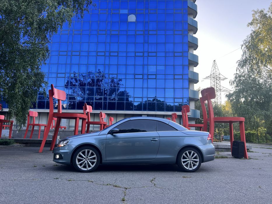 Volkswagen  Eos 2011