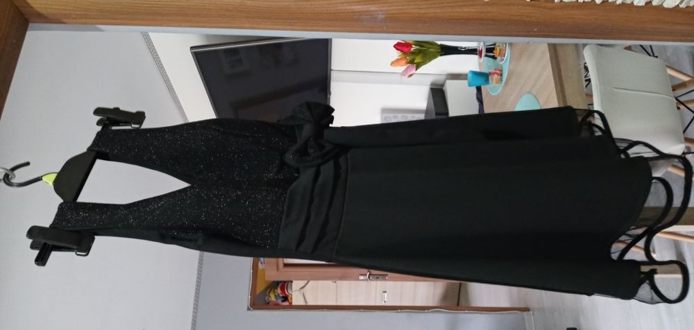 Czarna sukienka s m