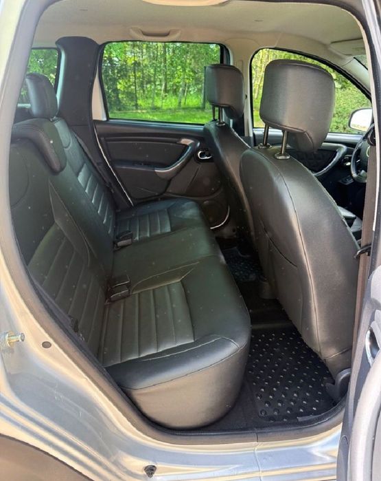 Dacia Duster 2015 дизель 4х4 ТОП