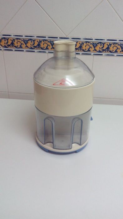 Máquina de sumos liquidificadora