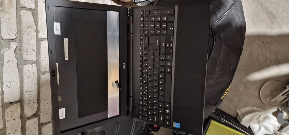 Acer E5-511 Na części
