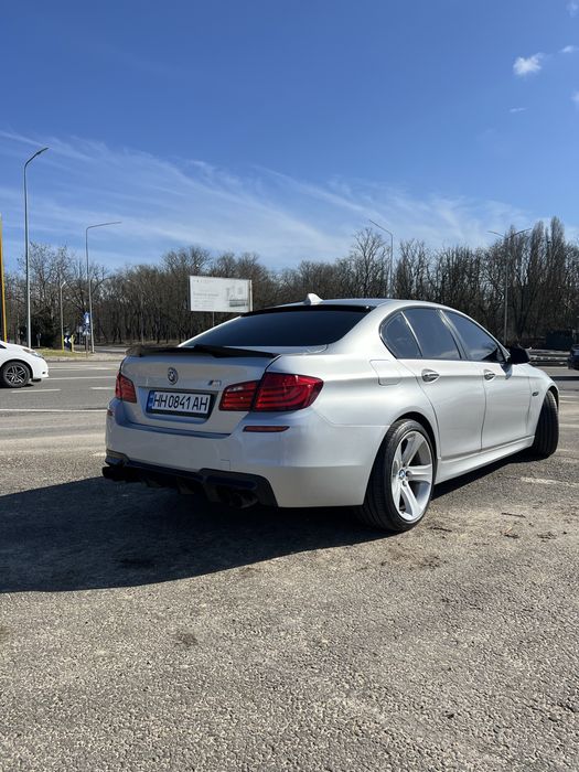 Bmw 5 серія 2012 VIN WBAFR7C55DC824383 фото оголошення 6 з 13