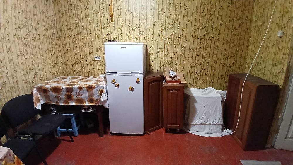 Крепкий дом с Газовым и печным отоплением.Плахтянка .Лес и озера