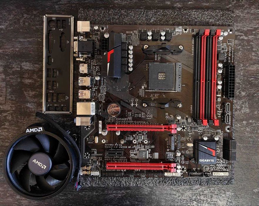 Комплект Материнська Плата Gigabyte GA-AB350M-Gaming 3 + Ryzen 5 1600 + 8 GB DDR4 + Кулер