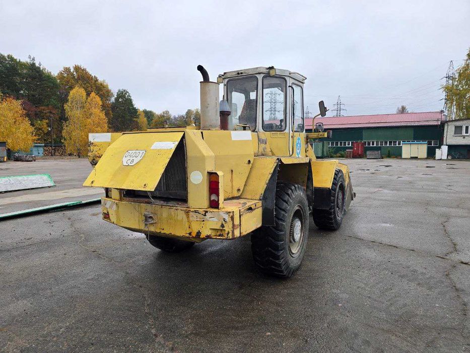 Фронтальний навантажувач LIEBHERR L521