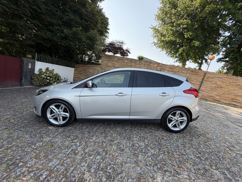 Ford Focus titanium impecavel