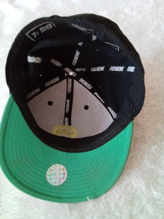 Czapka z daszkiem Fishbone