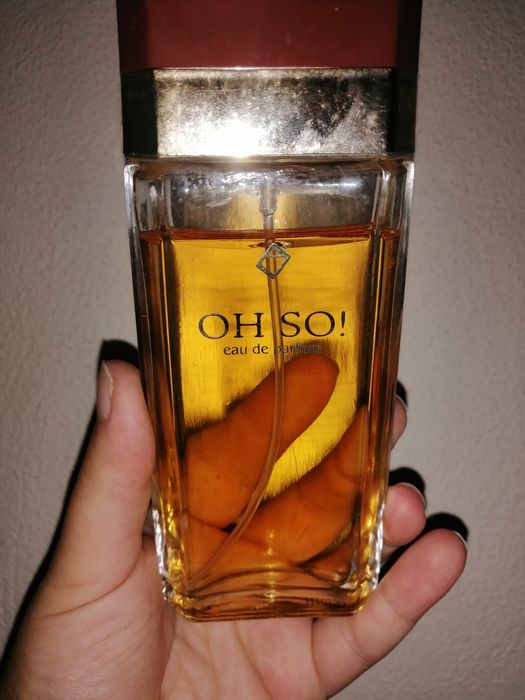 Perfumes frutados e fortes