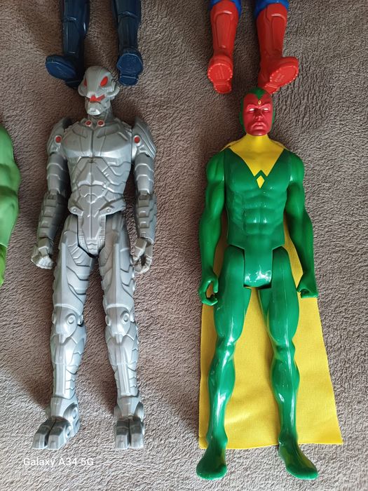 Figurki Marvela-zestaw.