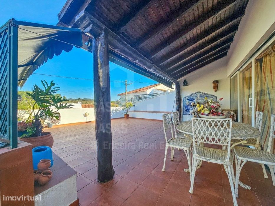 Moradia T3 - Ericeira 14 km, A Casa das Casas